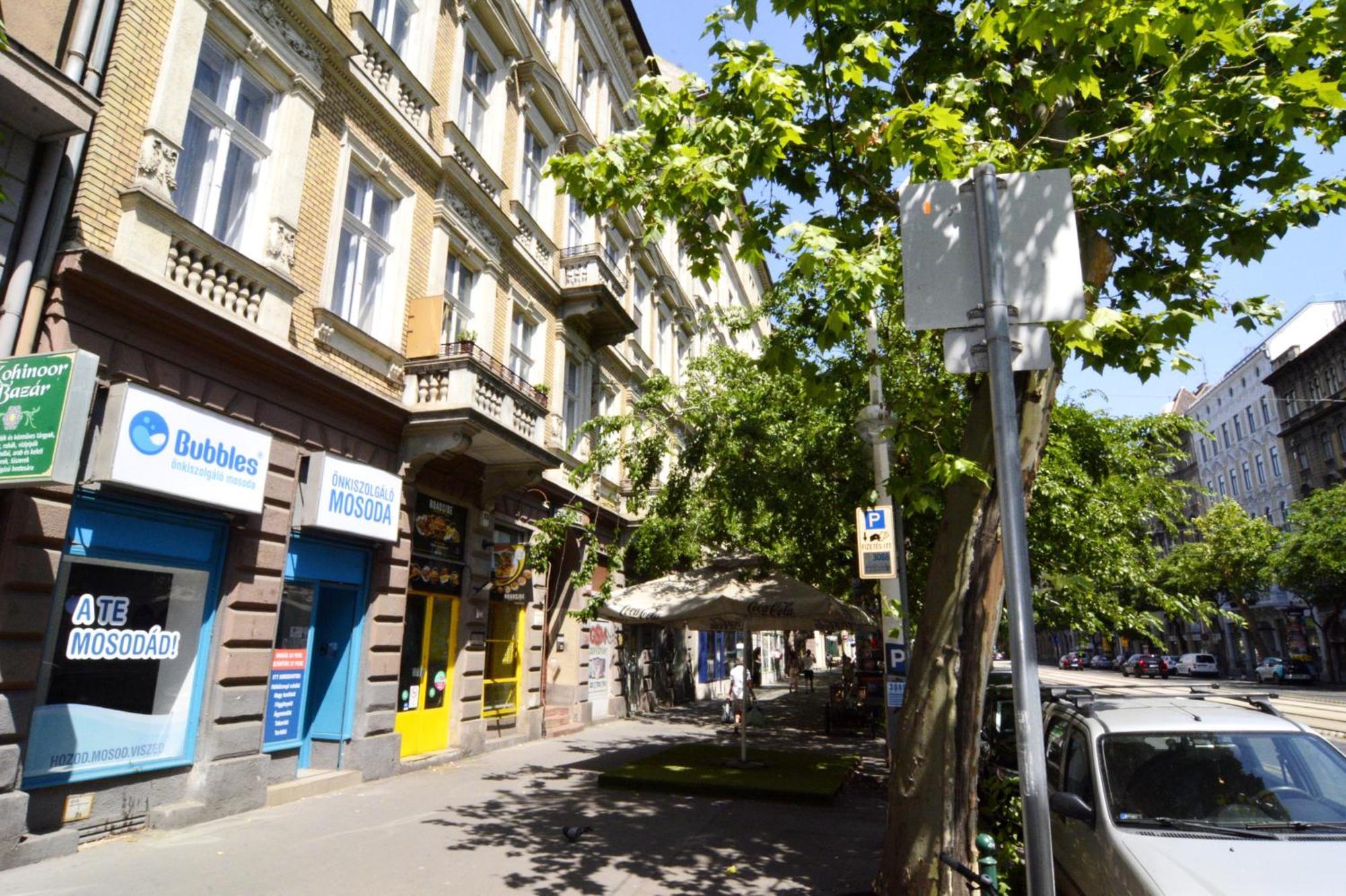 Little Americas East Coast Apartment Budapest Exterior photo